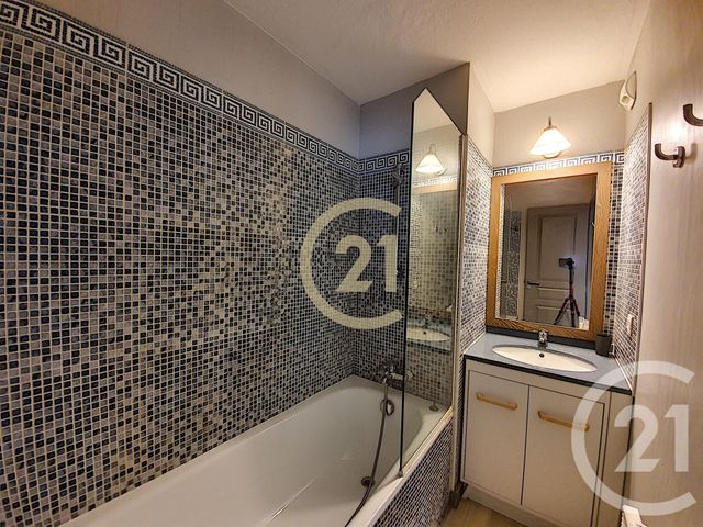 Appartement F2 à vendre - 2 pièces - 26.74 m2 - CANNES LA BOCCA - 06 - PROVENCE-ALPES-COTE-D-AZUR - Century 21 Immobilier Conseil