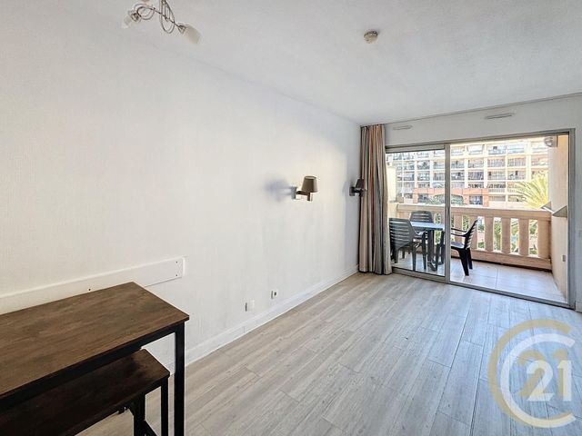 Appartement F2 à vendre - 2 pièces - 26.74 m2 - CANNES LA BOCCA - 06 - PROVENCE-ALPES-COTE-D-AZUR - Century 21 Immobilier Conseil