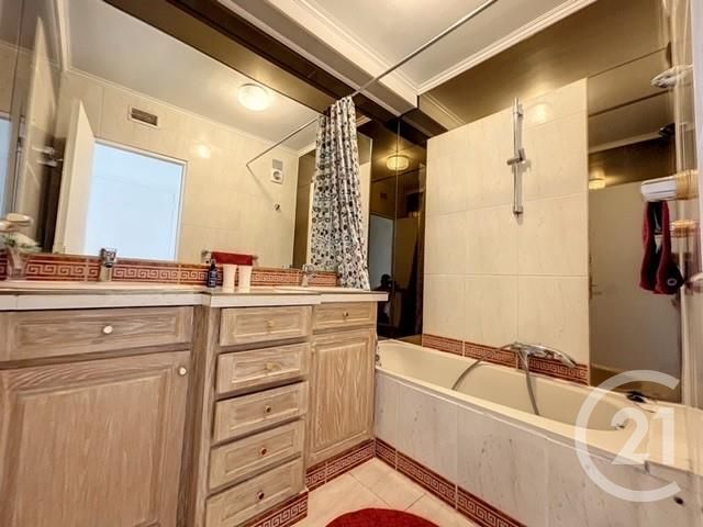 Appartement F3 à vendre - 3 pièces - 74.75 m2 - CANNES LA BOCCA - 06 - PROVENCE-ALPES-COTE-D-AZUR - Century 21 Immobilier Conseil