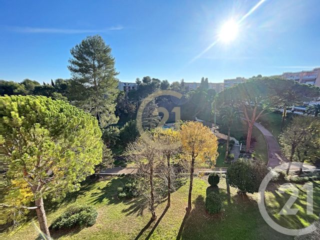 Appartement F3 à vendre - 3 pièces - 125.0 m2 - CANNES LA BOCCA - 06 - PROVENCE-ALPES-COTE-D-AZUR - Century 21 Immobilier Conseil