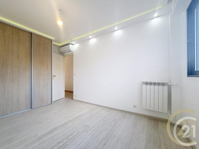 Appartement T3 à vendre - 3 pièces - 62.2 m2 - CANNES LA BOCCA - 06 - PROVENCE-ALPES-COTE-D-AZUR - Century 21 Immobilier Conseil