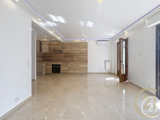 Appartement T3 à vendre - 3 pièces - 62.2 m2 - CANNES LA BOCCA - 06 - PROVENCE-ALPES-COTE-D-AZUR - Century 21 Immobilier Conseil