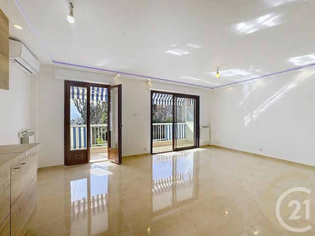 Appartement T3 à vendre - 3 pièces - 62.2 m2 - CANNES LA BOCCA - 06 - PROVENCE-ALPES-COTE-D-AZUR - Century 21 Immobilier Conseil