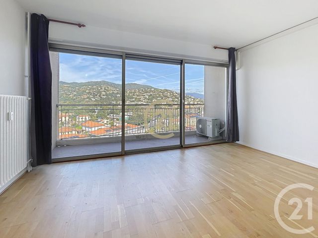 Appartement F3 à vendre - 3 pièces - 80.59 m2 - MANDELIEU LA NAPOULE - 06 - PROVENCE-ALPES-COTE-D-AZUR - Century 21 Immobilier Conseil