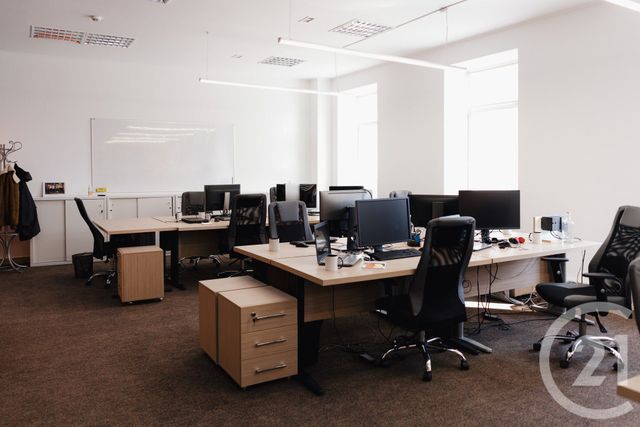 Appartement Local à louer CANNES LA BOCCA