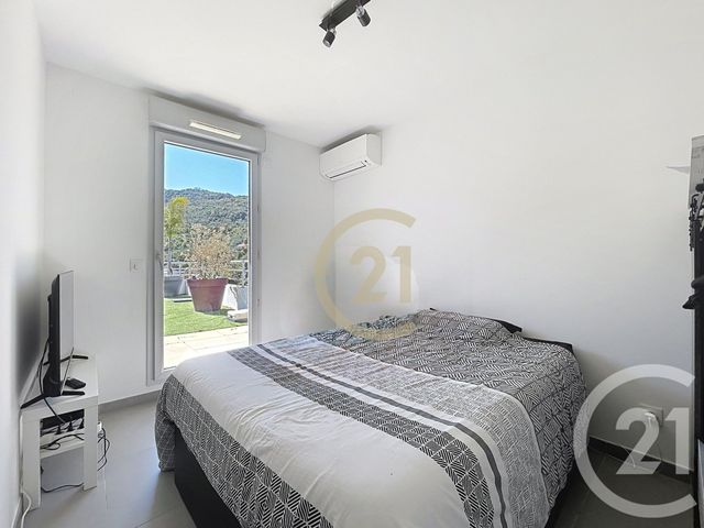 Appartement F4 à vendre - 4 pièces - 86.0 m2 - MANDELIEU LA NAPOULE - 06 - PROVENCE-ALPES-COTE-D-AZUR - Century 21 Immobilier Conseil