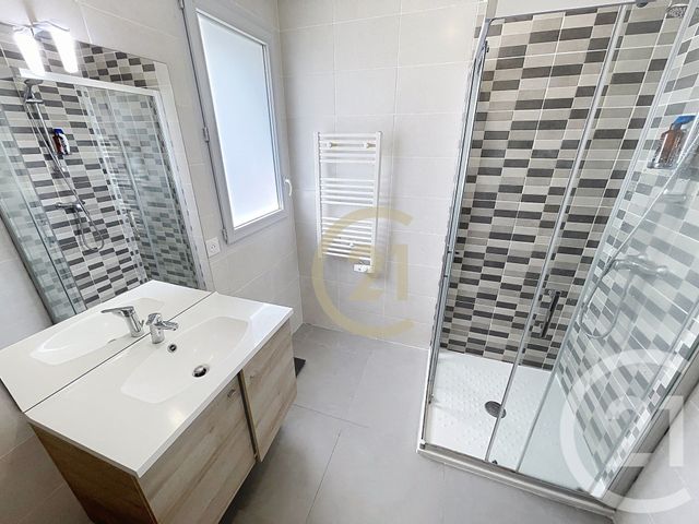 Appartement F4 à vendre - 4 pièces - 86.0 m2 - MANDELIEU LA NAPOULE - 06 - PROVENCE-ALPES-COTE-D-AZUR - Century 21 Immobilier Conseil