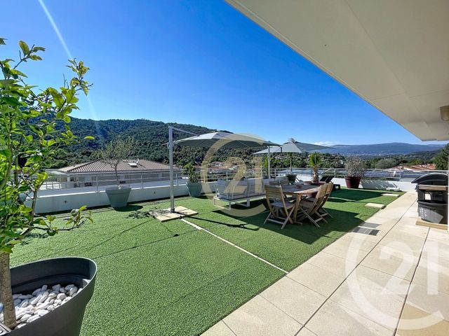 Appartement F4 à vendre - 4 pièces - 86.0 m2 - MANDELIEU LA NAPOULE - 06 - PROVENCE-ALPES-COTE-D-AZUR - Century 21 Immobilier Conseil