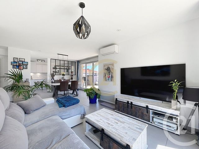 Appartement F4 à vendre - 4 pièces - 86.0 m2 - MANDELIEU LA NAPOULE - 06 - PROVENCE-ALPES-COTE-D-AZUR - Century 21 Immobilier Conseil