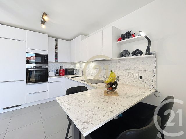 Appartement F4 à vendre - 4 pièces - 86.0 m2 - MANDELIEU LA NAPOULE - 06 - PROVENCE-ALPES-COTE-D-AZUR - Century 21 Immobilier Conseil