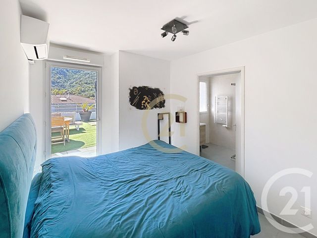 Appartement F4 à vendre - 4 pièces - 86.0 m2 - MANDELIEU LA NAPOULE - 06 - PROVENCE-ALPES-COTE-D-AZUR - Century 21 Immobilier Conseil