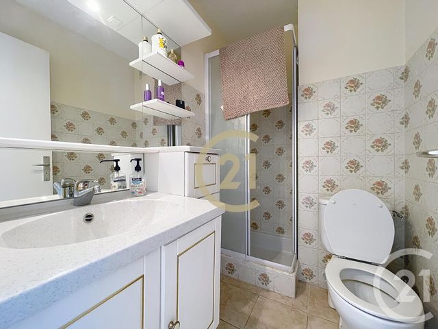 Afficher la photo en grand Appartement à vendre - 3 pièces - 79.46 m2 - CANNES LA BOCCA - 06 - PROVENCE-ALPES-COTE-D-AZUR - Century 21 Immobilier Conseil