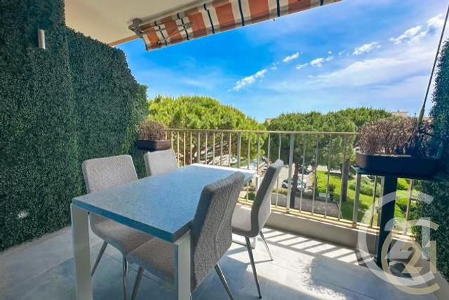 Appartement F3 à vendre MANDELIEU LA NAPOULE