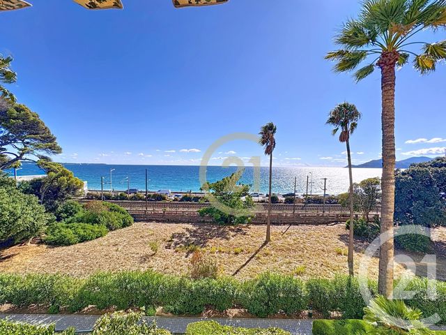 Appartement F2 à vendre - 2 pièces - 46.98 m2 - CANNES LA BOCCA - 06 - PROVENCE-ALPES-COTE-D-AZUR - Century 21 Immobilier Conseil