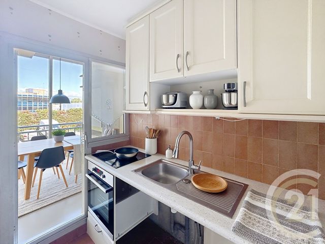 Appartement F2 à vendre - 2 pièces - 42.59 m2 - CANNES LA BOCCA - 06 - PROVENCE-ALPES-COTE-D-AZUR - Century 21 Immobilier Conseil