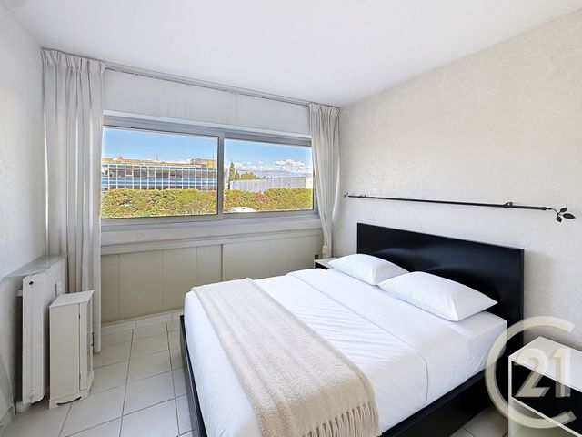 Appartement F2 à vendre - 2 pièces - 42.59 m2 - CANNES LA BOCCA - 06 - PROVENCE-ALPES-COTE-D-AZUR - Century 21 Immobilier Conseil