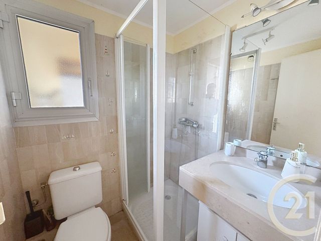 Appartement F2 à vendre - 2 pièces - 42.59 m2 - CANNES LA BOCCA - 06 - PROVENCE-ALPES-COTE-D-AZUR - Century 21 Immobilier Conseil