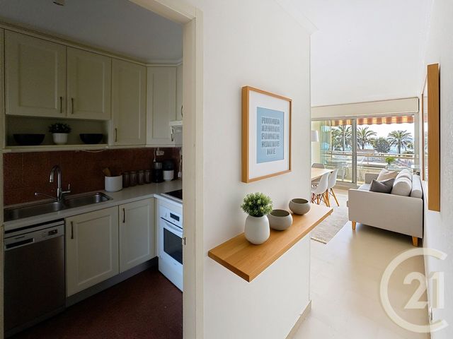 Appartement F2 à vendre - 2 pièces - 42.59 m2 - CANNES LA BOCCA - 06 - PROVENCE-ALPES-COTE-D-AZUR - Century 21 Immobilier Conseil