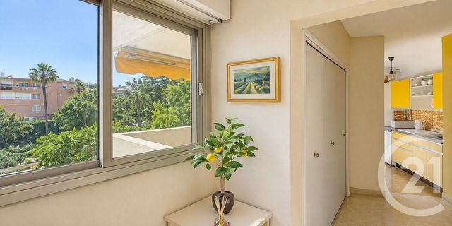 Appartement F2 à vendre - 2 pièces - 47.52 m2 - CANNES LA BOCCA - 06 - PROVENCE-ALPES-COTE-D-AZUR - Century 21 Immobilier Conseil