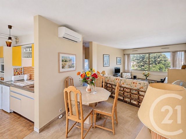 Appartement F2 à vendre - 2 pièces - 47.52 m2 - CANNES LA BOCCA - 06 - PROVENCE-ALPES-COTE-D-AZUR - Century 21 Immobilier Conseil