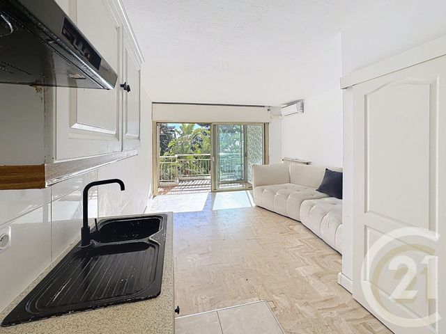 Appartement F1 à vendre - 1 pièce - 30.0 m2 - CANNES LA BOCCA - 06 - PROVENCE-ALPES-COTE-D-AZUR - Century 21 Immobilier Conseil