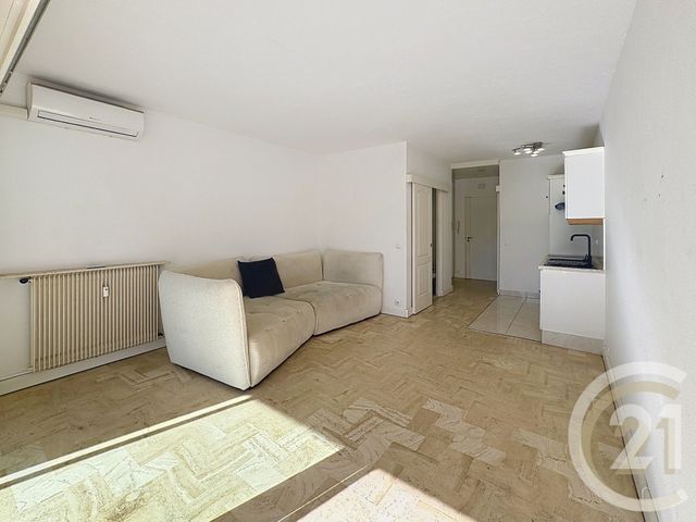 Appartement F1 à vendre - 1 pièce - 30.0 m2 - CANNES LA BOCCA - 06 - PROVENCE-ALPES-COTE-D-AZUR - Century 21 Immobilier Conseil
