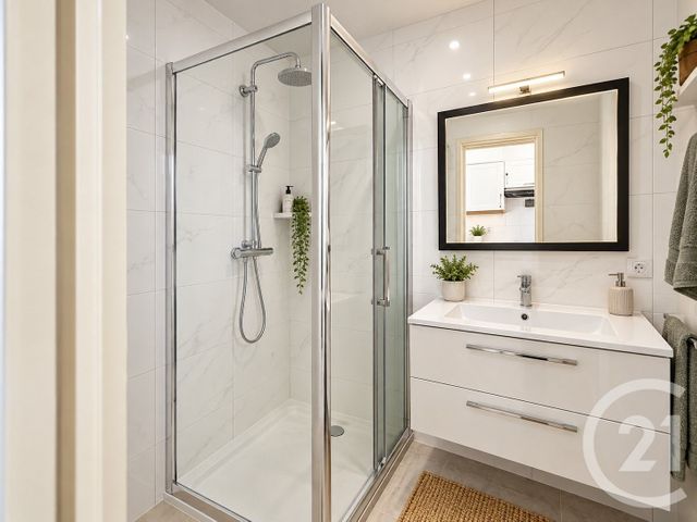 Appartement F1 à vendre - 1 pièce - 30.0 m2 - CANNES LA BOCCA - 06 - PROVENCE-ALPES-COTE-D-AZUR - Century 21 Immobilier Conseil
