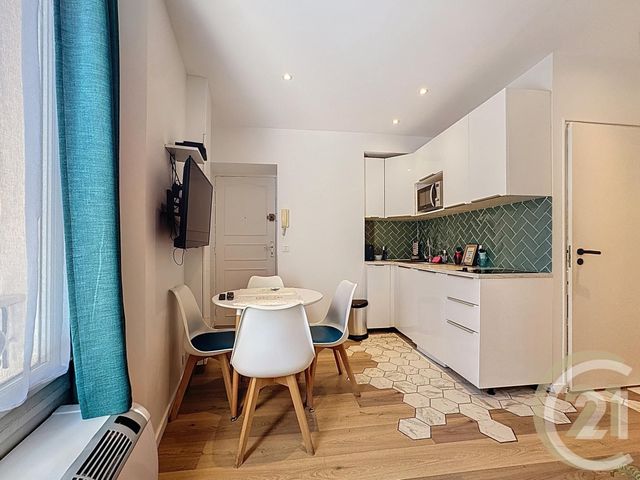 Afficher la photo en grand Appartement T3 à vendre - 3 pièces - 39.73 m2 - CANNES - 06 - PROVENCE-ALPES-COTE-D-AZUR - Century 21 Immobilier Conseil