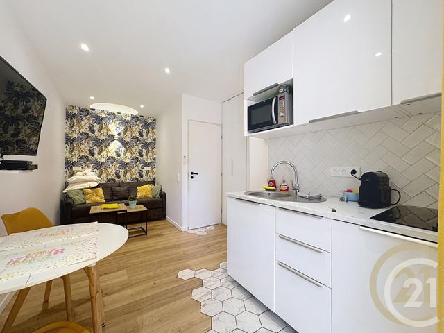 Afficher la photo en grand Appartement T3 à vendre - 3 pièces - 39.73 m2 - CANNES - 06 - PROVENCE-ALPES-COTE-D-AZUR - Century 21 Immobilier Conseil