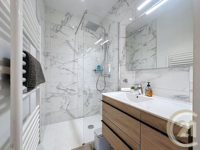 Afficher la photo en grand Appartement T3 à vendre - 3 pièces - 39.73 m2 - CANNES - 06 - PROVENCE-ALPES-COTE-D-AZUR - Century 21 Immobilier Conseil