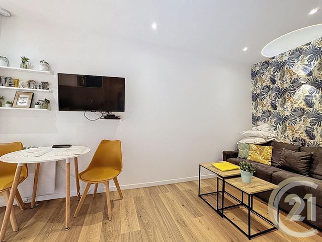 Afficher la photo en grand Appartement T3 à vendre - 3 pièces - 39.73 m2 - CANNES - 06 - PROVENCE-ALPES-COTE-D-AZUR - Century 21 Immobilier Conseil