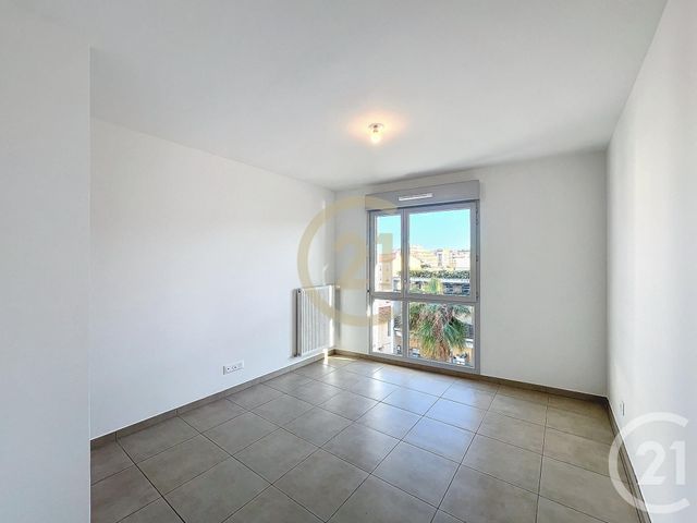 Appartement T3 à louer - 3 pièces - 69.3 m2 - CANNES LA BOCCA - 06 - PROVENCE-ALPES-COTE-D-AZUR - Century 21 Immobilier Conseil