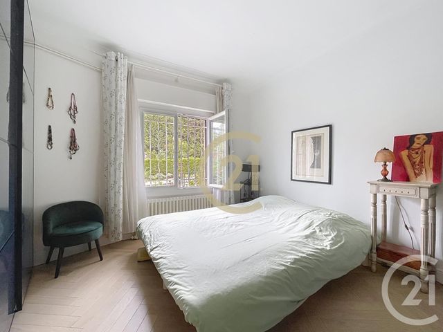 Afficher la photo en grand Appartement F3 à vendre - 3 pièces - 80.62 m2 - CANNES LA BOCCA - 06 - PROVENCE-ALPES-COTE-D-AZUR - Century 21 Immobilier Conseil