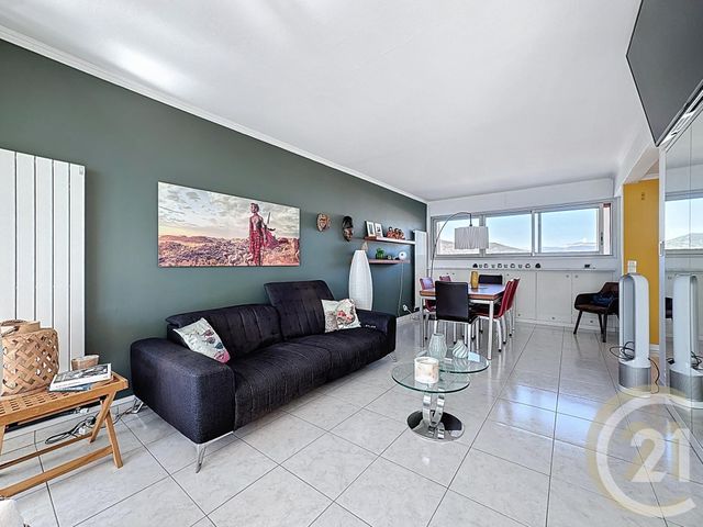 Appartement F3 à vendre - 3 pièces - 67.07 m2 - CANNES LA BOCCA - 06 - PROVENCE-ALPES-COTE-D-AZUR - Century 21 Immobilier Conseil