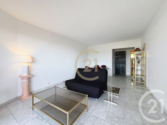 Appartement F2 à louer - 2 pièces - 59.77 m2 - CANNES LA BOCCA - 06 - PROVENCE-ALPES-COTE-D-AZUR - Century 21 Immobilier Conseil