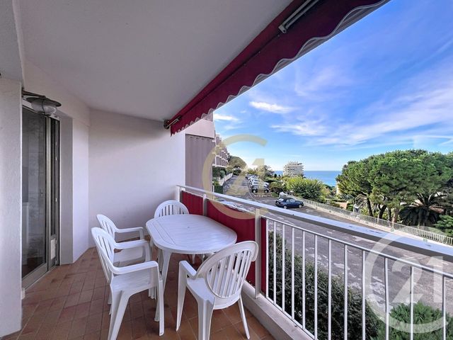 Appartement F2 à louer - 2 pièces - 59.77 m2 - CANNES LA BOCCA - 06 - PROVENCE-ALPES-COTE-D-AZUR - Century 21 Immobilier Conseil