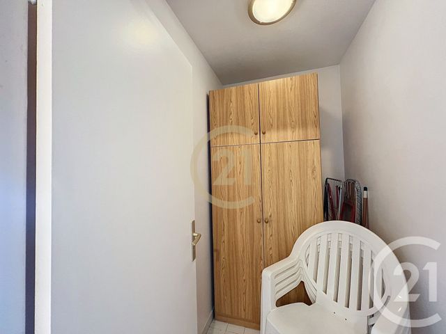 Appartement F2 à louer - 2 pièces - 59.77 m2 - CANNES LA BOCCA - 06 - PROVENCE-ALPES-COTE-D-AZUR - Century 21 Immobilier Conseil