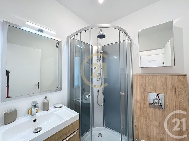 Appartement Studio à louer - 1 pièce - 26.0 m2 - CANNES LA BOCCA - 06 - PROVENCE-ALPES-COTE-D-AZUR - Century 21 Immobilier Conseil