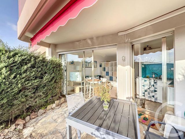 Appartement Studio à louer - 1 pièce - 26.0 m2 - CANNES LA BOCCA - 06 - PROVENCE-ALPES-COTE-D-AZUR - Century 21 Immobilier Conseil