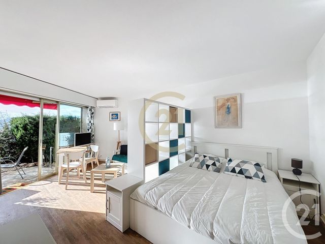 Appartement Studio à louer - 1 pièce - 26.0 m2 - CANNES LA BOCCA - 06 - PROVENCE-ALPES-COTE-D-AZUR - Century 21 Immobilier Conseil