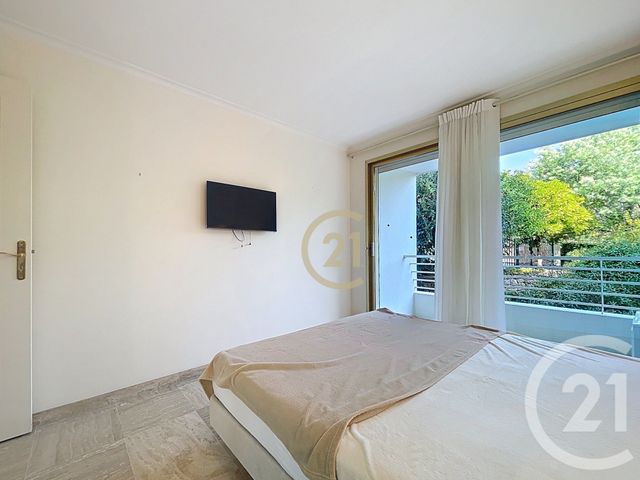 Appartement F3 à vendre - 3 pièces - 69.01 m2 - CANNES LA BOCCA - 06 - PROVENCE-ALPES-COTE-D-AZUR - Century 21 Immobilier Conseil