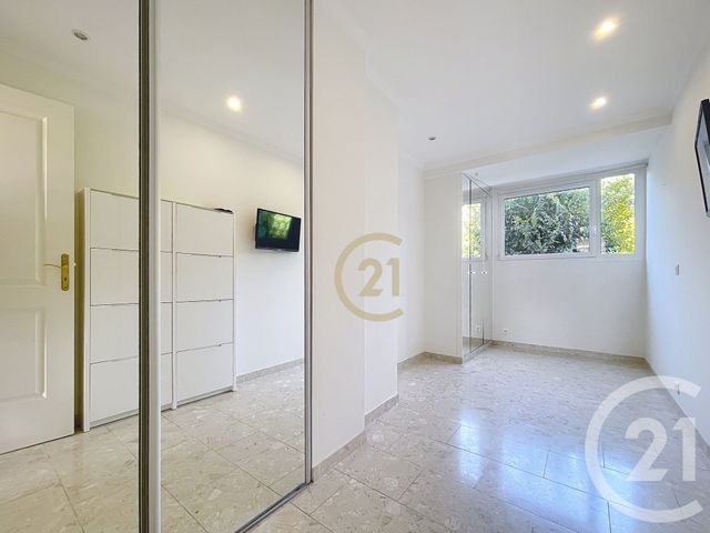 Appartement F3 à vendre - 3 pièces - 69.01 m2 - CANNES LA BOCCA - 06 - PROVENCE-ALPES-COTE-D-AZUR - Century 21 Immobilier Conseil