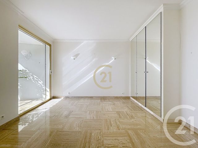 Appartement F3 à vendre - 3 pièces - 69.01 m2 - CANNES LA BOCCA - 06 - PROVENCE-ALPES-COTE-D-AZUR - Century 21 Immobilier Conseil