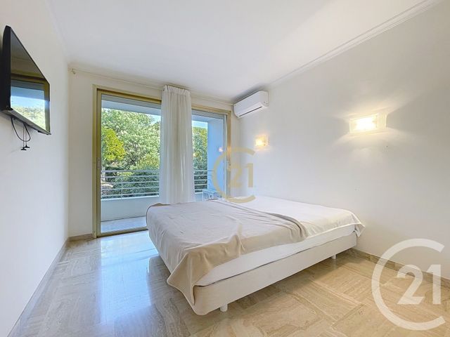 Appartement F3 à vendre - 3 pièces - 69.01 m2 - CANNES LA BOCCA - 06 - PROVENCE-ALPES-COTE-D-AZUR - Century 21 Immobilier Conseil