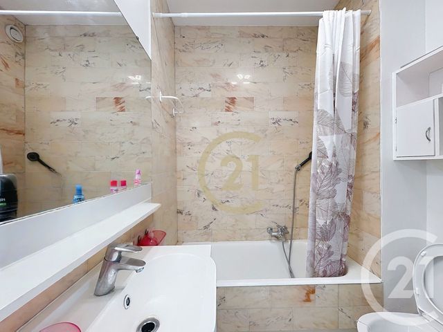 Appartement Studio à vendre - 1 pièce - 25.28 m2 - CANNES LA BOCCA - 06 - PROVENCE-ALPES-COTE-D-AZUR - Century 21 Immobilier Conseil