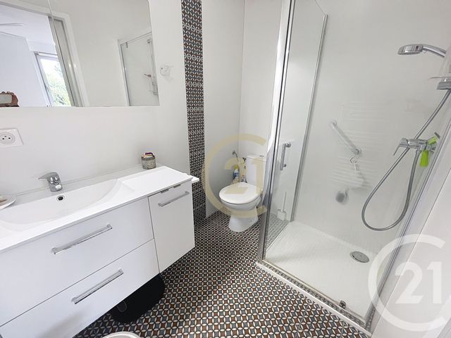 Appartement F4 à vendre - 4 pièces - 95.0 m2 - CANNES LA BOCCA - 06 - PROVENCE-ALPES-COTE-D-AZUR - Century 21 Immobilier Conseil