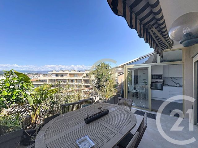 Appartement F3 à vendre - 3 pièces - 80.44 m2 - CANNES LA BOCCA - 06 - PROVENCE-ALPES-COTE-D-AZUR - Century 21 Immobilier Conseil