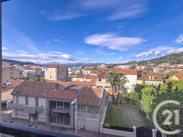 Appartement T2 à vendre - 2 pièces - 28.01 m2 - CANNES LA BOCCA - 06 - PROVENCE-ALPES-COTE-D-AZUR - Century 21 Immobilier Conseil