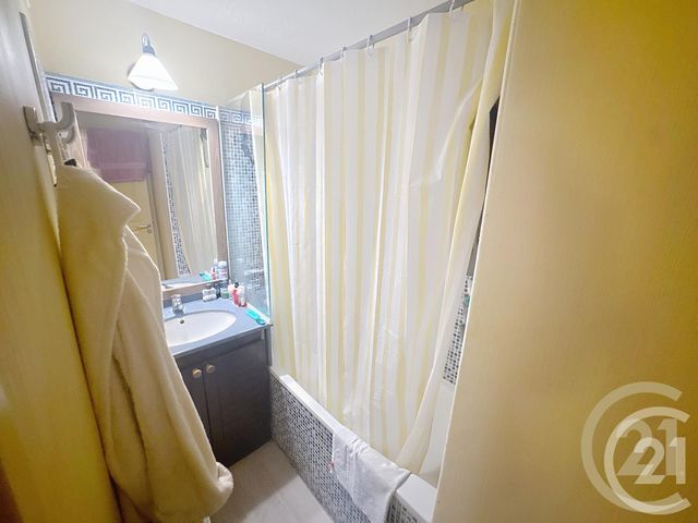 Appartement T2 à vendre - 2 pièces - 28.01 m2 - CANNES LA BOCCA - 06 - PROVENCE-ALPES-COTE-D-AZUR - Century 21 Immobilier Conseil