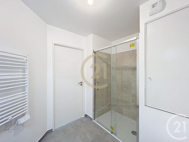 Appartement T2 à louer - 2 pièces - 36.18 m2 - CANNES LA BOCCA - 06 - PROVENCE-ALPES-COTE-D-AZUR - Century 21 Immobilier Conseil